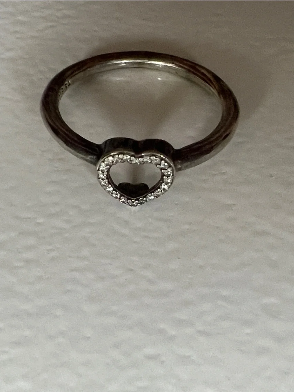 Authentic Pandora Delicate Heart Outline Ring in Silver